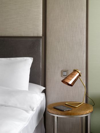 Bed table, lamp